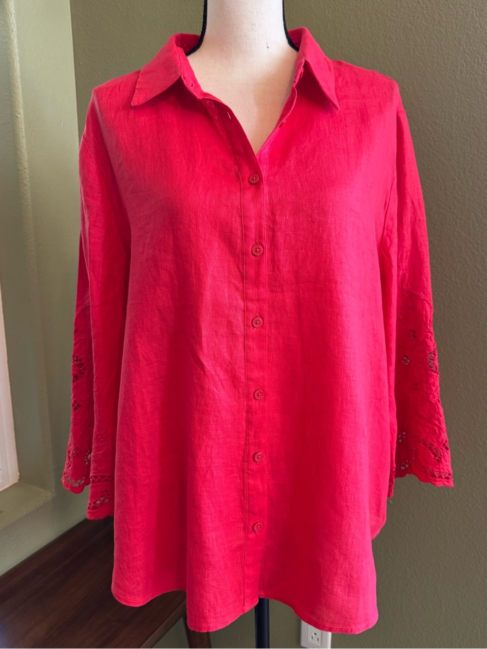 Chico’s 100% Linen Eyelet Sleeve Button Up Shirt